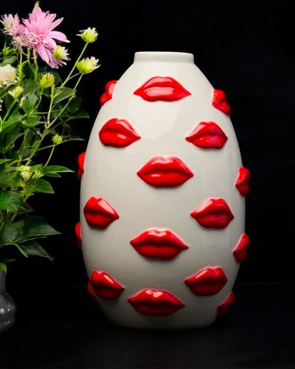 Kiss